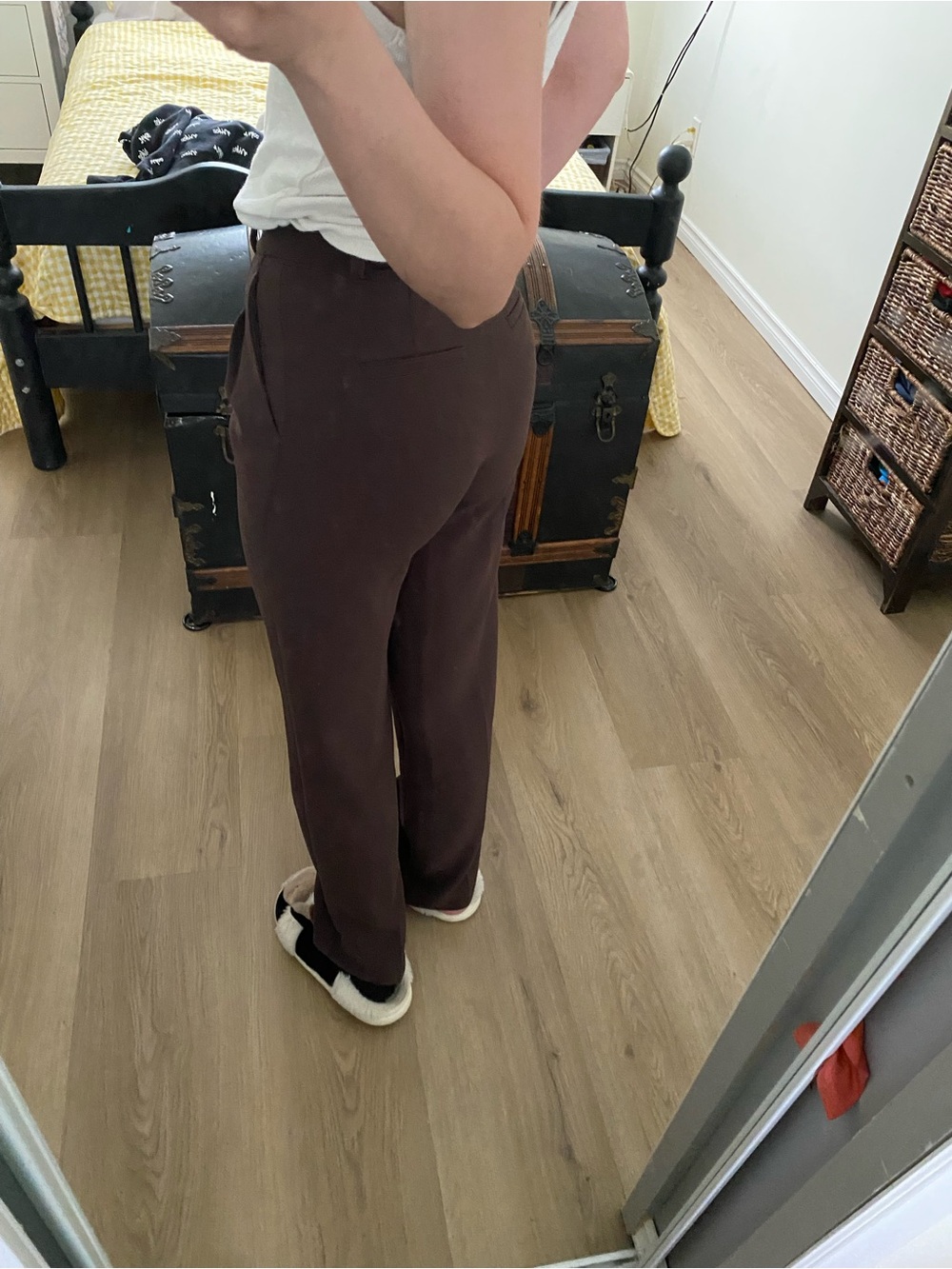Wilfred Dark Brown High-Rise Pleated Trousers - Picture 2 of 5